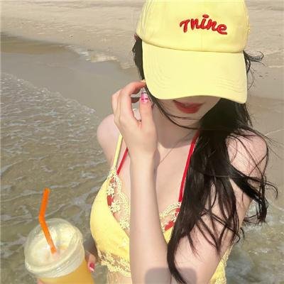 接近无限的白